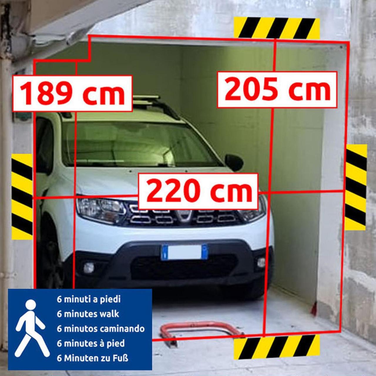 Casa Fortunata Con Parcheggio ลีวอร์โน ภายนอก รูปภาพ