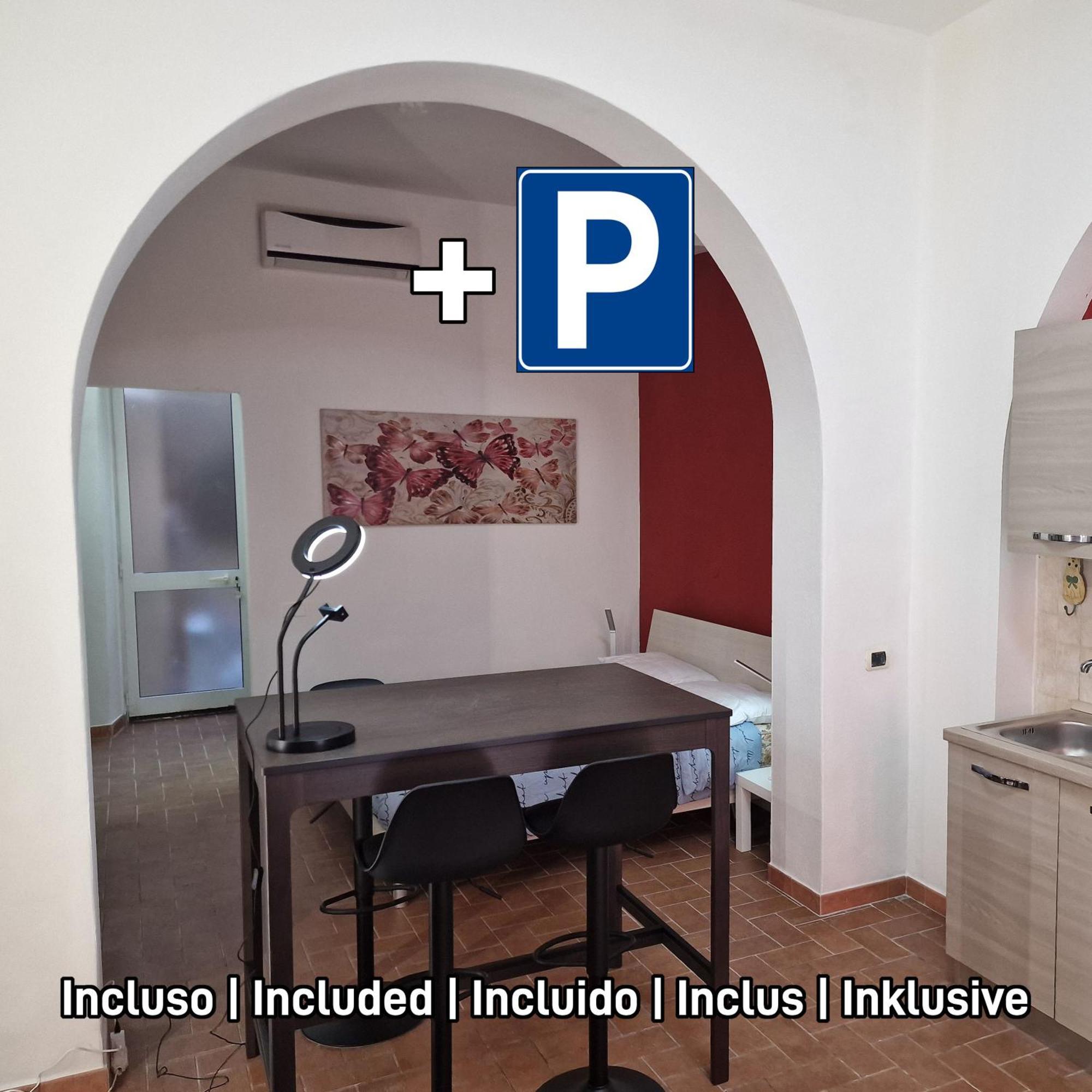 Casa Fortunata Con Parcheggio ลีวอร์โน ภายนอก รูปภาพ